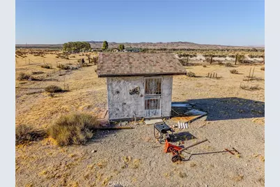 19500 Panamint, Helendale, CA 92342 - Photo 3