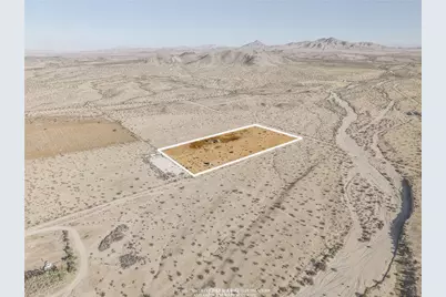19500 Panamint, Helendale, CA 92342 - Photo 15