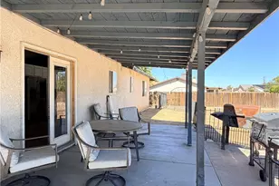 12839 Running Deer Rd, Apple Valley, CA 92308 - Photo 17