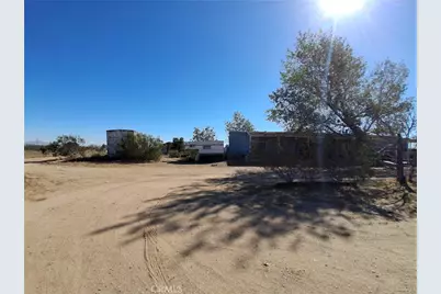 12037 Cordero, Victorville, CA 92392 - Photo 5