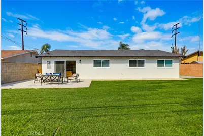 2924 W McFadden, Santa Ana, CA 92704 - Photo 35