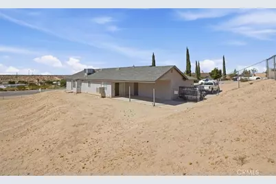 14951 Deerfield, Victorville, CA 92394 - Photo 37