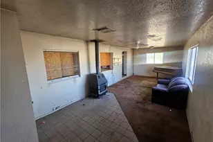 30423 Desert View, Lucerne Valley, CA 92356 - Photo 3