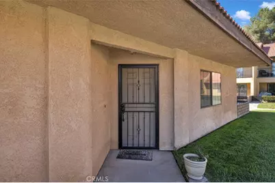 19046 Cedar, Apple Valley, CA 92308 - Photo 5