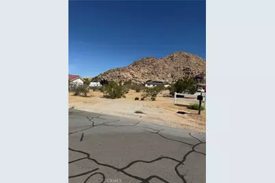 23372 Taos, Apple Valley, CA 92307 - Photo 3