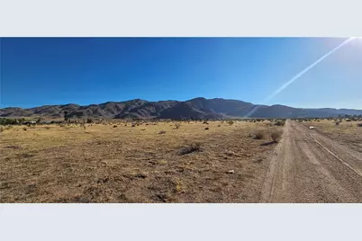 800 Hwy 18, Apple Valley, CA 92308 - Photo 11