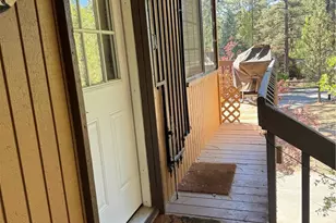 1010 Cherokee St, Fawnskin, CA 92333 - Photo 35