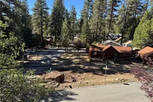 1010 Cherokee St, Fawnskin, CA 92333 - Photo 29