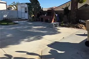 13910 Driftwood Dr, Victorville, CA 92395 - Photo 15