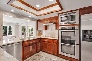15033 Riverside Way, Apple Valley, CA 92307 - Photo 11