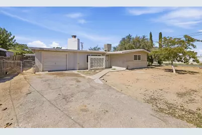 9390 3rd Avenue, Hesperia, CA 92345 - Photo 1