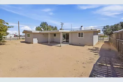 9390 3rd Avenue, Hesperia, CA 92345 - Photo 7