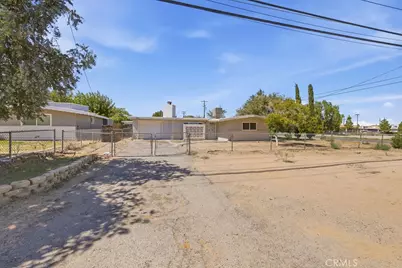 9390 3rd Avenue, Hesperia, CA 92345 - Photo 3