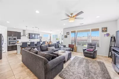 11752 Cascade, Apple Valley, CA 92308 - Photo 3