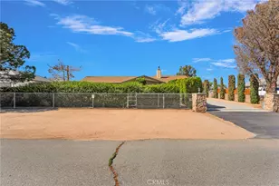 8090 Corona, Hesperia, CA 92345 - Photo 3
