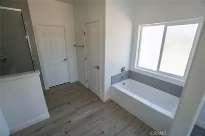 19590 Red Feather Road, Apple Valley, CA 92307 - Photo 21