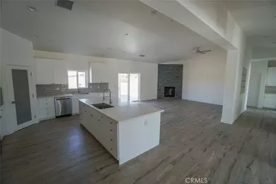 19590 Red Feather Road, Apple Valley, CA 92307 - Photo 3
