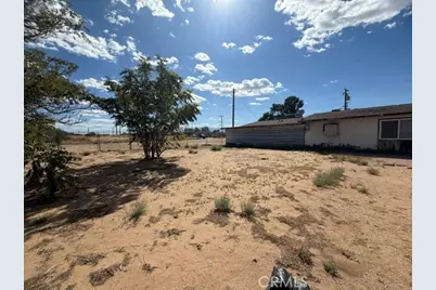 18250 Delicious Street, Adelanto, CA 92301 - Photo 13