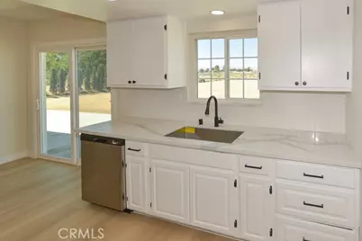 12442 Quinnault Road, Apple Valley, CA 92308 - Photo 5
