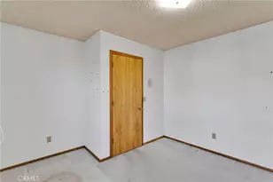 14210 Gayhead Rd, Apple Valley, CA 92307 - Photo 27