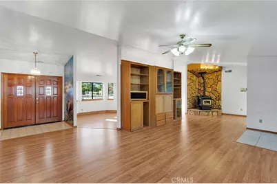 14210 Gayhead Road, Apple Valley, CA 92307 - Photo 15
