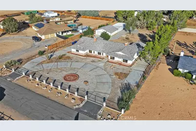 14210 Gayhead Road, Apple Valley, CA 92307 - Photo 43