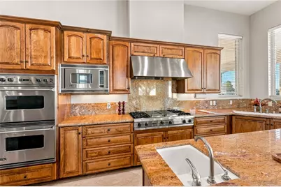 12128 Whitehaven, Oak Hills, CA 92344 - Photo 15