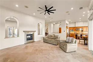 12128 Whitehaven, Oak Hills, CA 92344 - Photo 23
