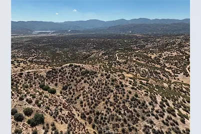 757 Summit Valley (Near) Road, Hesperia, CA 92345 - Photo 7
