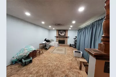 15645 Avion Lane, Victorville, CA 92394 - Photo 11