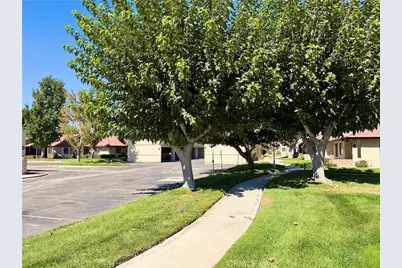 19225 Elm Drive, Apple Valley, CA 92308 - Photo 19