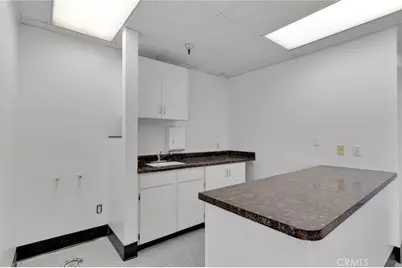 18056 Wika, Apple Valley, CA 92307 - Photo 65