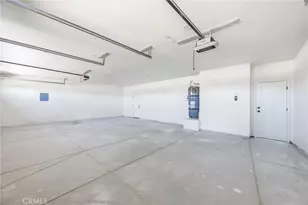 7390 Oakwood, Hesperia, CA 92345 - Photo 35