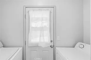 14204 Crow Rd, Apple Valley, CA 92307 - Photo 13