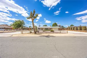 14204 Crow Rd, Apple Valley, CA 92307 - Photo 27