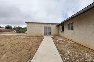 17969 Yucca, Hesperia, CA 92345 - Photo 23
