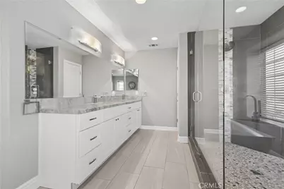 14054 Driftwood, Victorville, CA 92395 - Photo 29