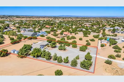 9030 Verbena Road, Oak Hills, CA 92344 - Photo 37