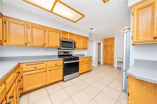 16213 Lake Shore, Apple Valley, CA 92307 - Photo 17