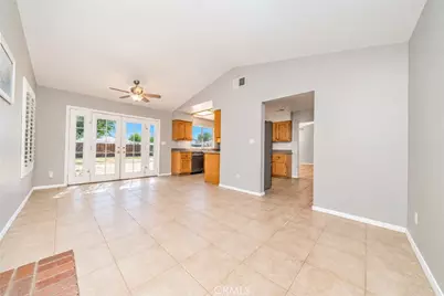 16213 Lake Shore, Apple Valley, CA 92307 - Photo 15