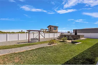 10529 Trinidad, Phelan, CA 92371 - Photo 41