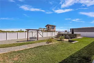 10529 Trinidad, Phelan, CA 92371 - Photo 41