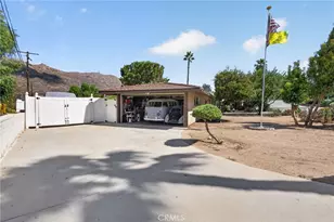 20401 Stanford Ave, Riverside, CA 92507 - Photo 59