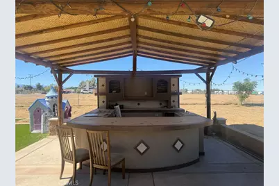 15166 Dos Palmas, Victorville, CA 92392 - Photo 11