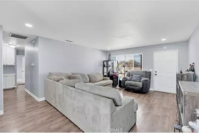 11425 Kiowa Road, Apple Valley, CA 92308 - Photo 9