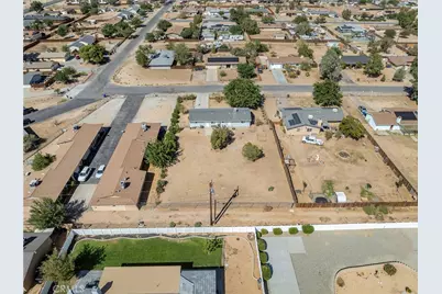 20993 Geronimo Road, Apple Valley, CA 92308 - Photo 37