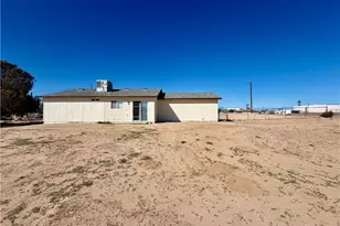 10885 9th Ave, Hesperia, CA 92345 - Photo 17