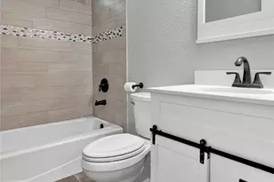 13106 Clipper Dr, Victorville, CA 92395 - Photo 17