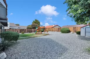 13106 Clipper Dr, Victorville, CA 92395 - Photo 27