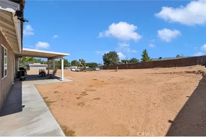 9357 Jacaranda Avenue, Hesperia, CA 92345 - Photo 35